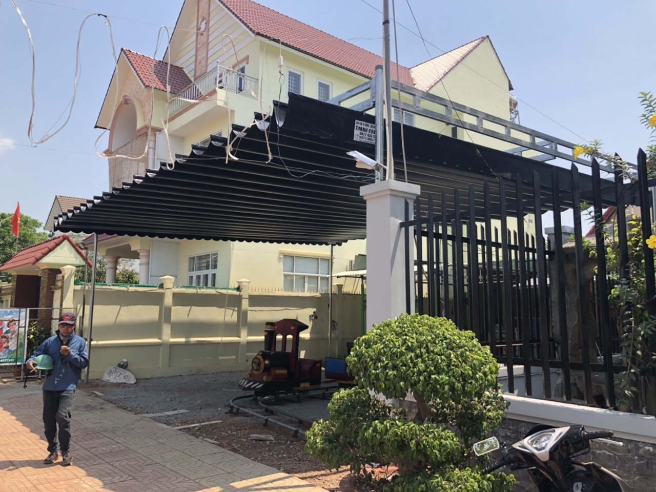 Lắp đặt mái xếp