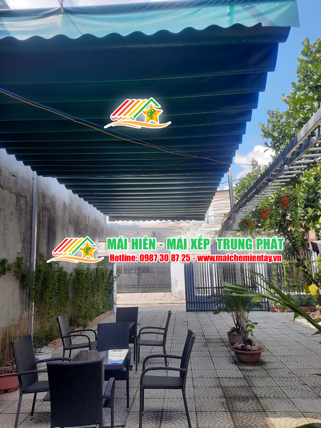 Lắp đặt Mái mái xếp di động cho quán cafe